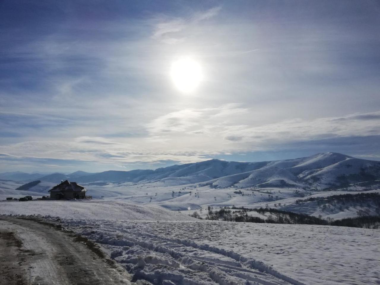 Sunset Zlatibor Hills Bed & Breakfast Exterior photo